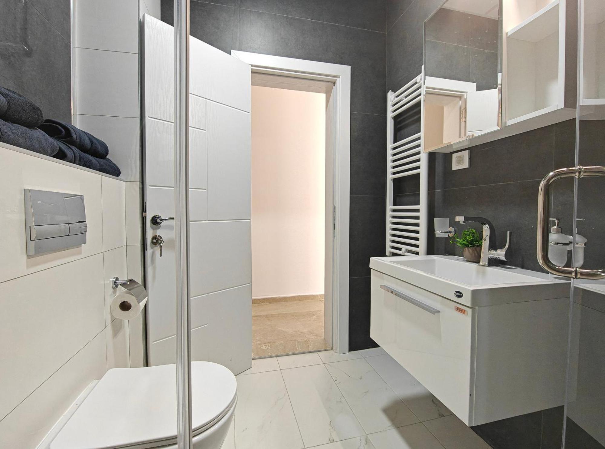 Home Art Apartments Skopie Exterior foto